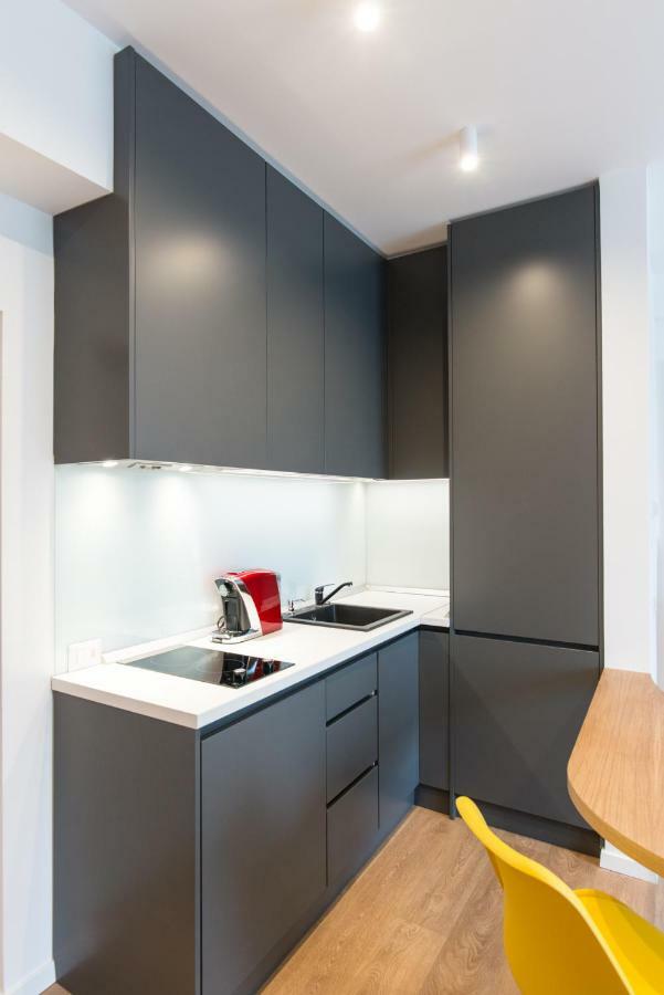 Arbans Elegant Apartment In The City Center Bukarest Exterior foto